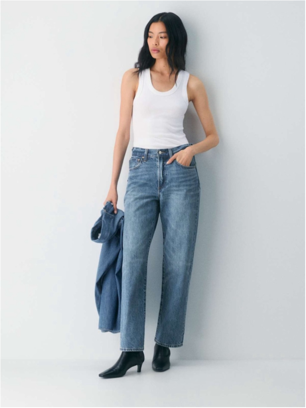 Aritzia Denim Forum 90’s Marlo Hi-Rise Baggy Jean Size 26